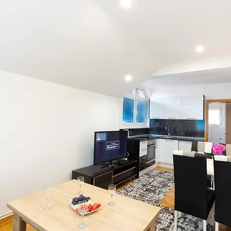 Evergreen Apartamento